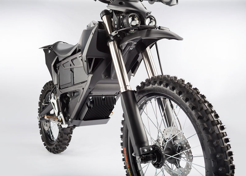 The Zero MMX uses the  Z-Force electrically powered powertrain with direct drive gearing and an air cooled motor. With no transmission, powertrain fluids or gas, the Zero MMX is easy to transport and maintain. Endurance is provided by quick swappable power packs. Photo: Zero MMX
