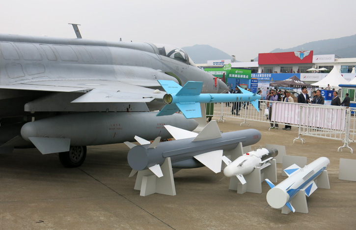 The JF-17 was on display at the recent China Airshow in Zhuhai, China where it was shown with a wide range of Chinese made weapons. Photo: Tamir Eshel, Defense-Update