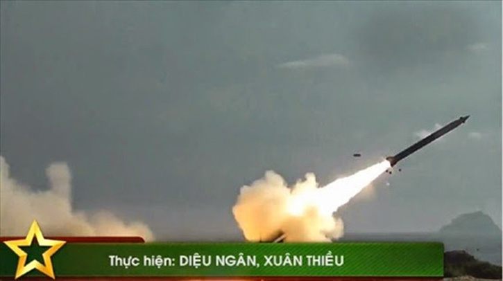 Vietnamese Extra rocket fired from a coastal defense site. Photo: Vietnamese navy.