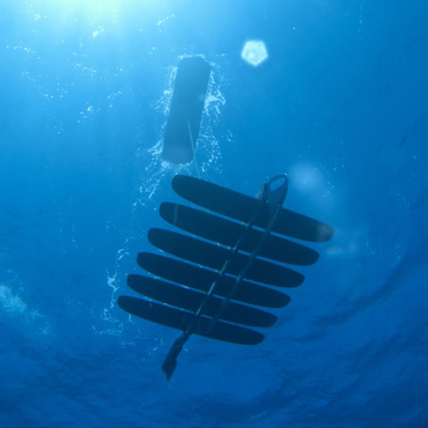 Liquid Robotics Offers Wave Glider Robots to the Military - Defense Update: