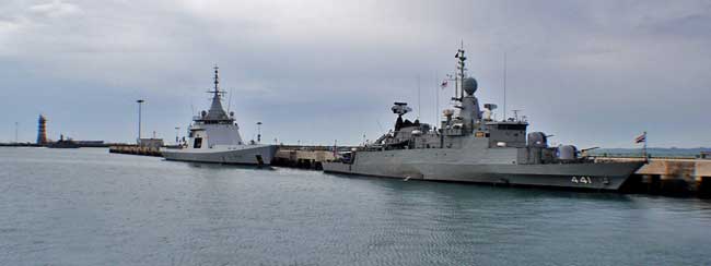 The French OPV L'adroit berthed near the Thai frigate HTMS Rattanakosin