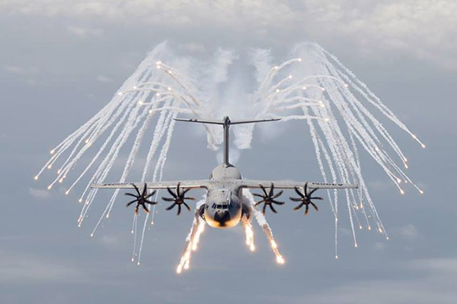 Airbus Military A400M demonstrates the release of decoy flares. Photo: Airbus Militarty