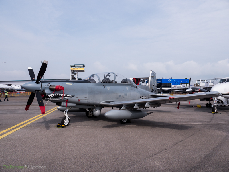 Hawker Beechcraft AT-6B Texan II displaying a mean face at the Singapore Airshow