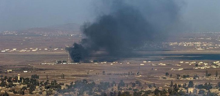 Smoke pillars from the UN post in Quneitra. August 30, 2014