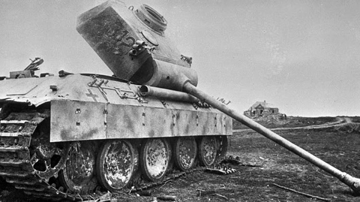 A German Pz V Panther tank destroyed near Prokhorovka, July 1943.