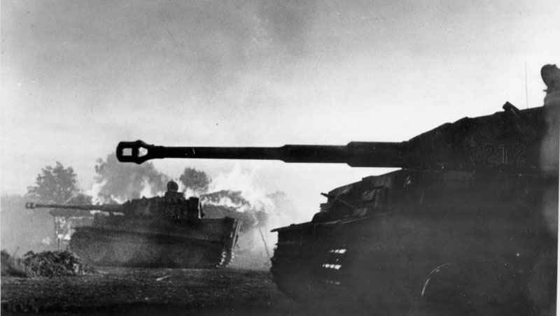 German Tiger tanks in the Eastern Front, July 1943. Photo: Bundesarchiv 