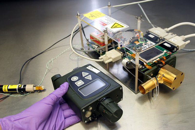 Scientists at the U.S. Army Edgewood Chemical Biological Center at Aberdeen Proving Ground, Md., added the ability to detect explosive materials to the Joint Chemical Agent Detector. Photo: US Army