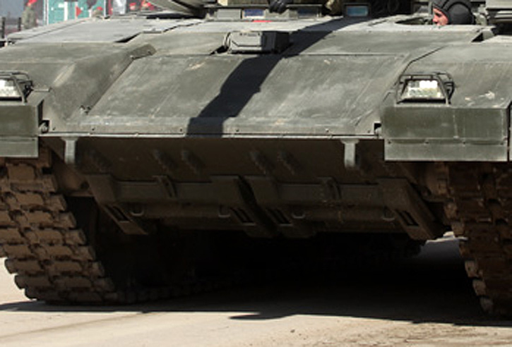 The Armata platform is configured with an active mine countermeasure system, designed to detect or trigger mines ahead of the tank. The system is mounted on the lower front edge of the vehicle. Photo: vitaly-Kuzmin