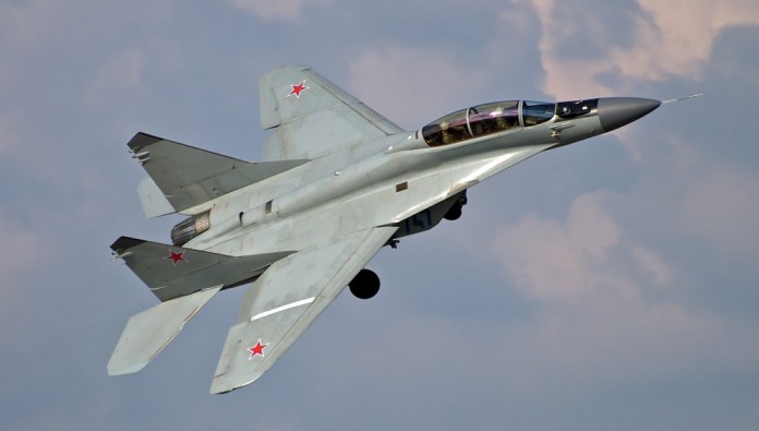 Russian Fighters Fly High at MAKS 2015 - Defense Update: