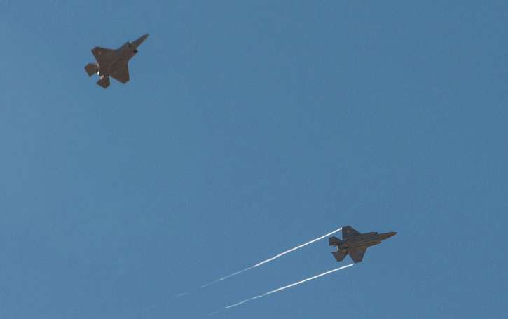 Two F-35A jet fighters return to Mountain Home AFB, Idaho after a training flight simulating a combat mission from austere base. Photo: U.S. Air Force by Airman Alaysia Berry 